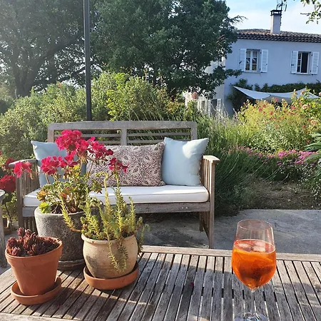 Bed & Breakfast Lou Pantai, Bed And Breakfast, Delux Bedroom Aix-en-Provence