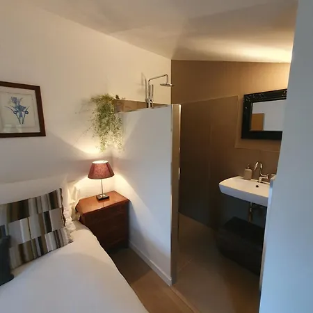 Bed & Breakfast Lou Pantai, Bed And Breakfast, Delux Bedroom *